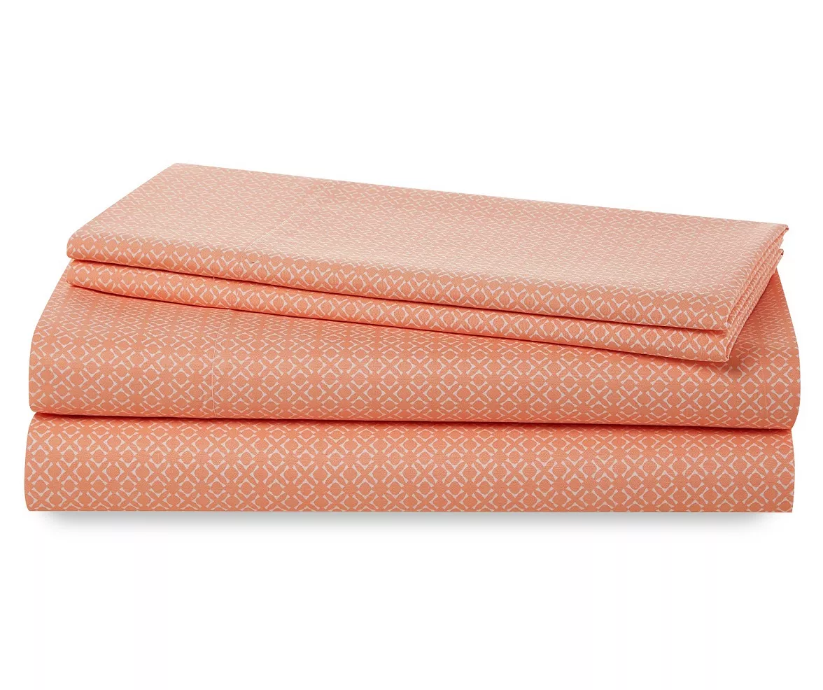 Peach 4-Piece Microfiber Queen Sheet Set 1 Peach 4-Piece Microfiber Queen Sheet Set