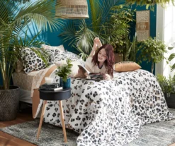 Real Living End Table With Bluetooth Speaker & USB Port 15 Real Living End Table With Bluetooth Speaker & USB Port -Real Living 810513609 31